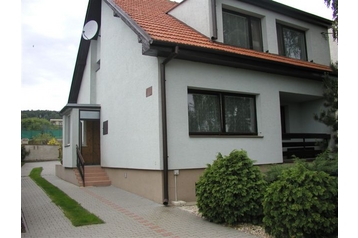 Eslovaquia Chata Častá, Exterior